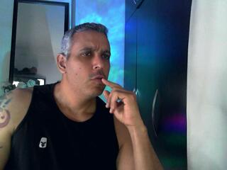 Matthew Fire webcam model stream image