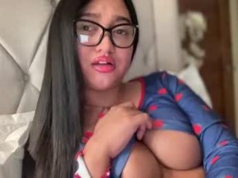 foxyluscious webcam model stream image