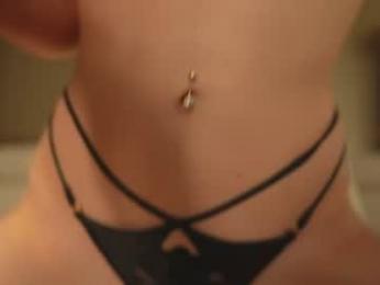 newchloe18 webcam model stream image