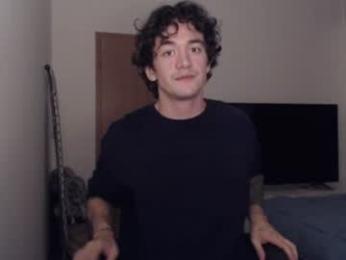 sam_winchest webcam model stream image