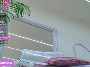 YannaMiana webcam model stream image