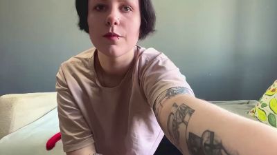 ErmelindaIng webcam model stream image