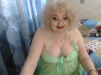 livingnextdoor webcam model stream image