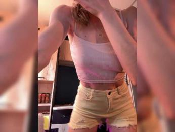 LittlePuppy webcam model stream image