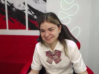 Tina Ryder webcam model stream image