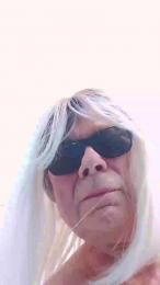 chaude34300 webcam model stream image