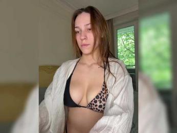 avolood webcam model stream image