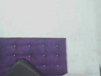 Megansweetcome webcam model stream image