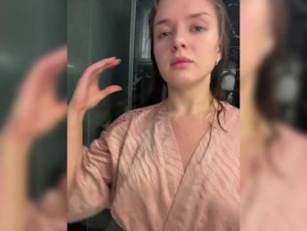 Lunaaaura webcam bongacams model stream image