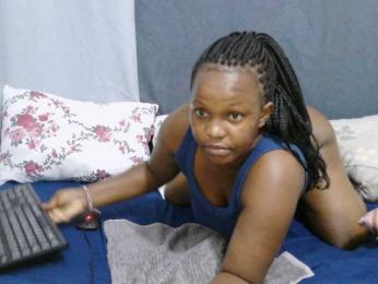 Cutie-lynda webcam bongacams model stream image