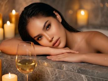 ChandriaDiamond webcam model stream image