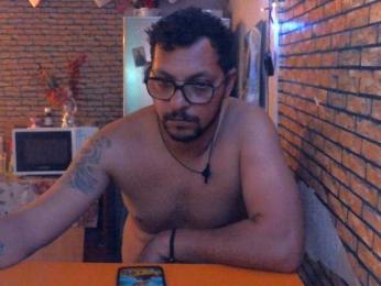 couplereal webcam model stream image