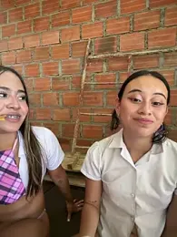 l0lita_emi webcam model stream image