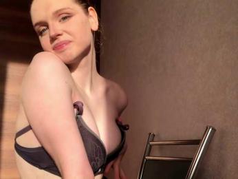 PolinaMins webcam model stream image