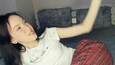 Emilllycutemurr webcam stripchat model stream image