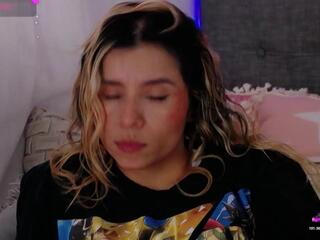 Antonella Lee webcam model stream image