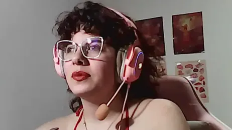 Owly_bloom webcam stripchat model stream image