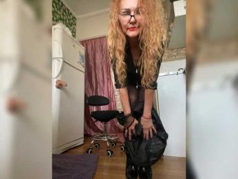 Ritia webcam bongacams model stream image