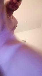 Mikacore webcam model stream image
