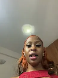 Rose_berry webcam model stream image