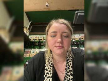 KiraMalina webcam bongacams model stream image