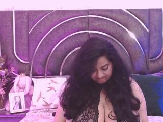 Bella Milleer webcam model stream image
