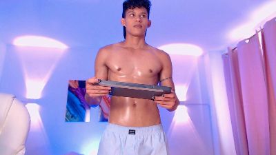 KamiSuarez webcam model stream image