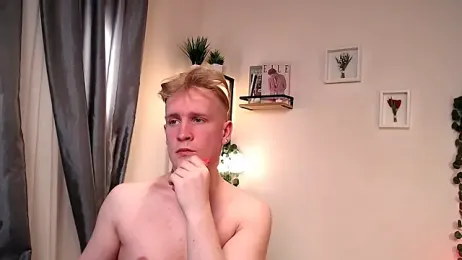 AlexxSweet webcam model stream image