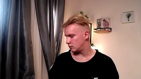 AlexxSweet webcam model stream image