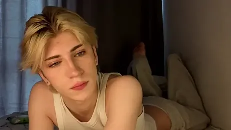 Oliver_star_boy_ webcam model stream image