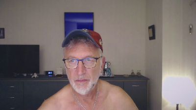 Takyourme webcam model stream image