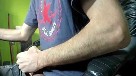 BigCumShoot webcam stripchat model stream image