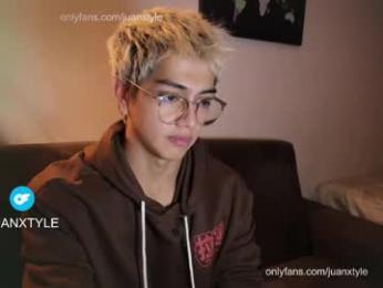 juancamroom webcam chaturbate model stream image