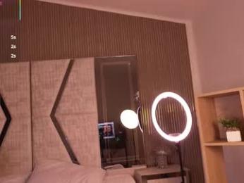 liamdeep_ webcam model stream image