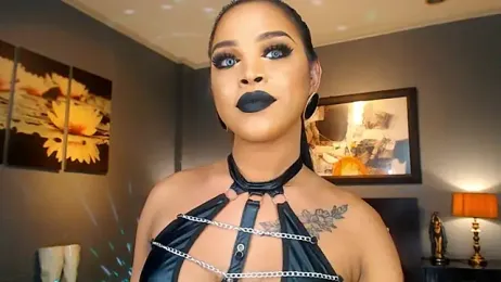 MarryQueen22 webcam stripchat model stream image