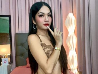 MikkaSalamanca webcam model stream image