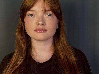 NellyHolthaus webcam model stream image