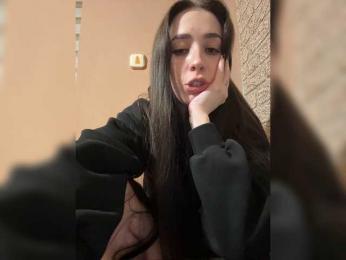 Hikikomori27 webcam model stream image