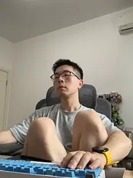 Adzard65 webcam model stream image