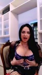 Elisabraccini webcam model stream image