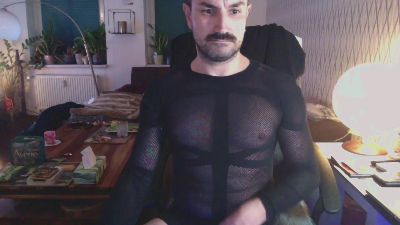 tom0819 webcam model stream image