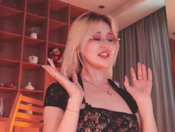 seduza_hyun webcam chaturbate model stream image