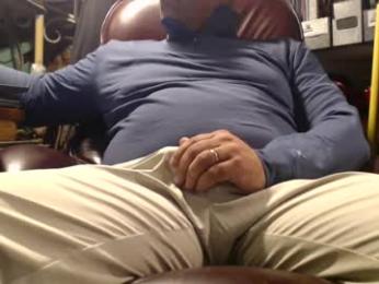 marrieddad19751975 webcam model stream image