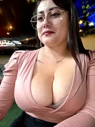 Oryk___ webcam model stream image