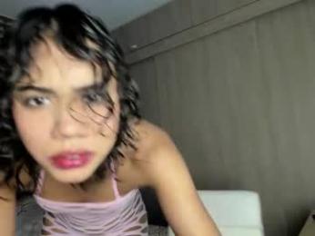 little_sugar19 webcam model stream image