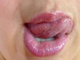 erika-lois webcam model stream image
