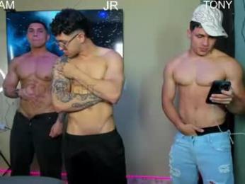 studs_men webcam model stream image