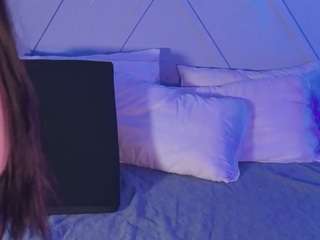 emmajohnss webcam model stream image