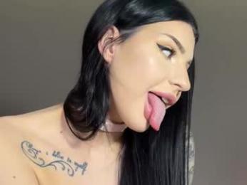 squirtaura webcam model stream image