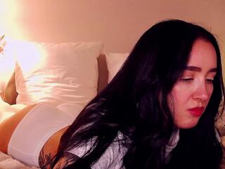 Zoe Niickels webcam model stream image